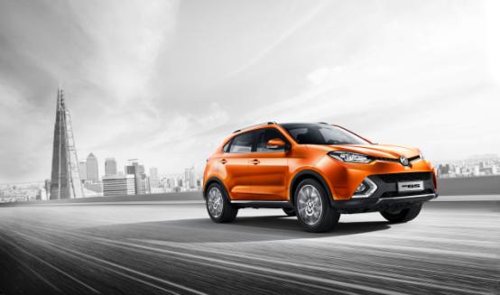 “卷福”首访中国，成功挑战名爵锐腾“8秒破百”